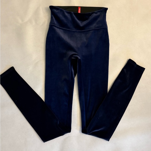 SPANX Blue Velvet Leggings Sz XS - Picture 6 of 8